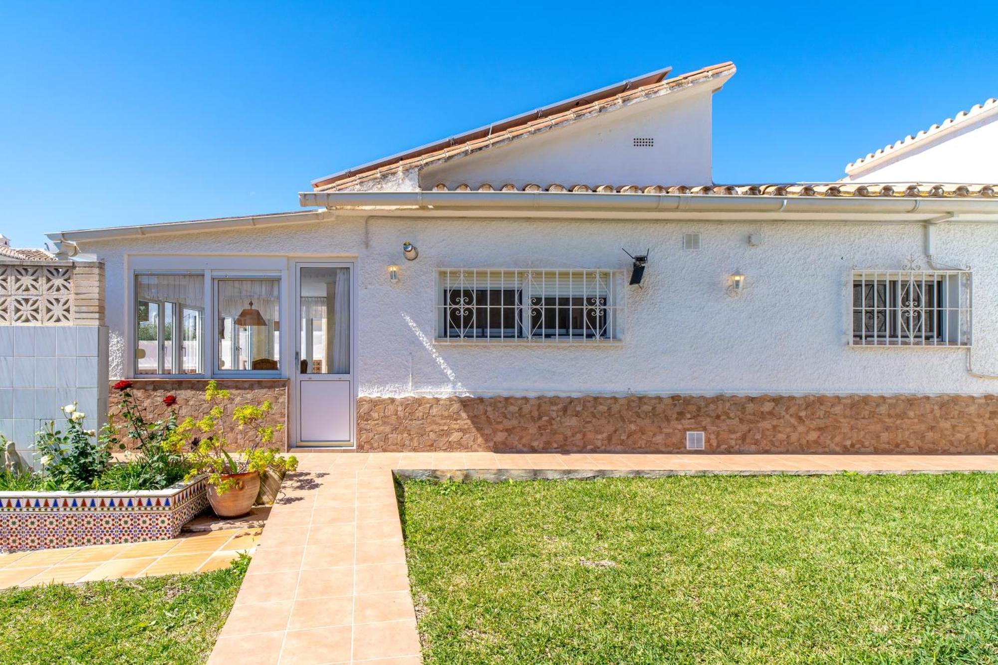 Villa Sevilla Casasol Nerja Exterior photo