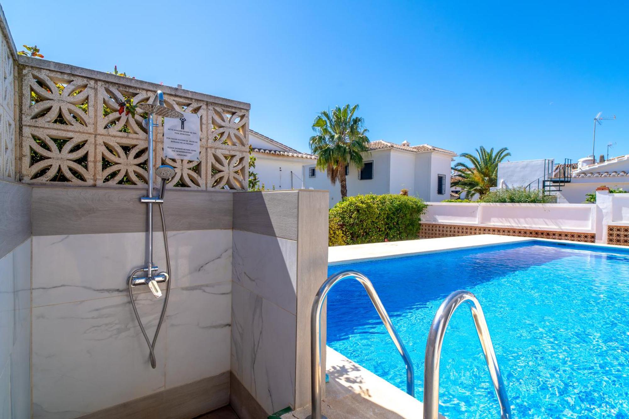 Villa Sevilla Casasol Nerja Exterior photo
